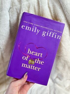 Emily Giffin "Heart of the Matter" - Purple Hardcover